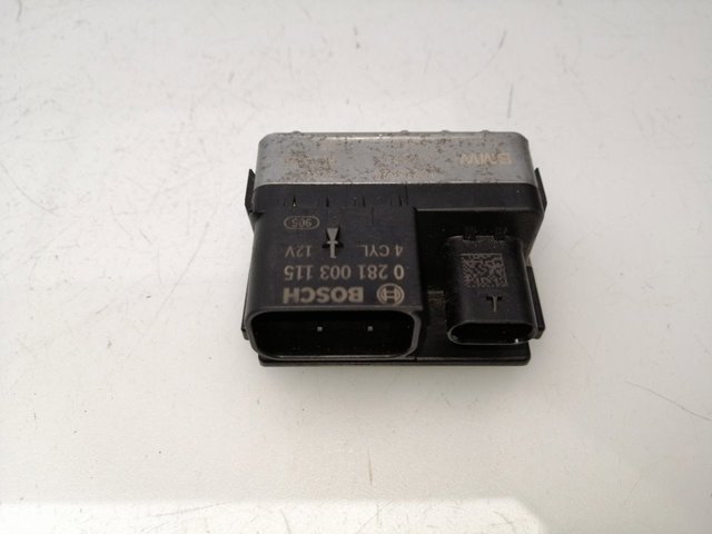 Przekaźnik świec żarowych BMW 3 F30, F80