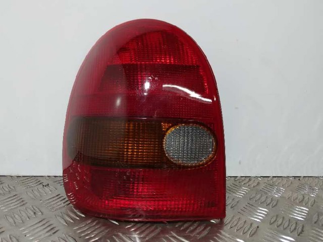 Lampa zespolona tylna lewa 1222025 OPEL