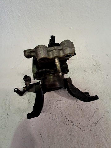 Poduszka (podpora) silnika prawa 1230537160 TOYOTA