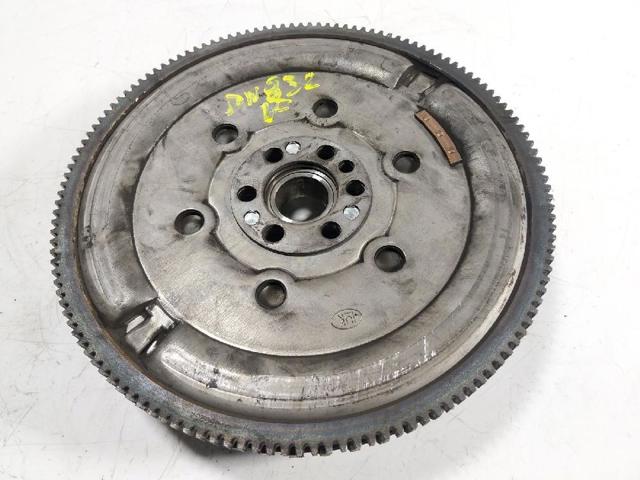 Koło zamachowe silnika 1233100QAB NISSAN