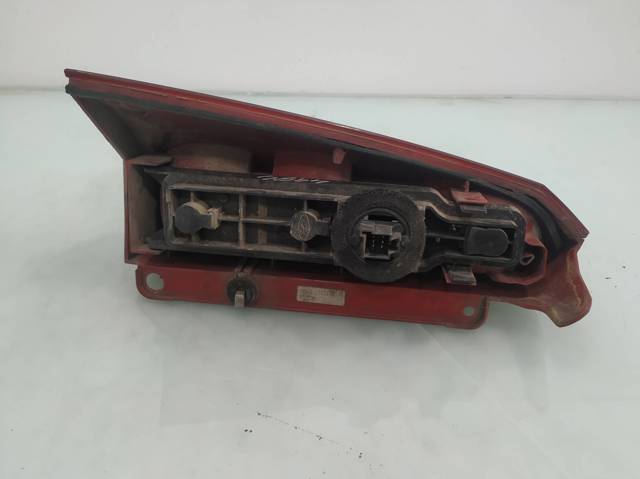 Lampa zespolona tylna prawa 1233322 FORD