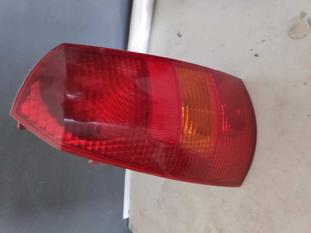 Lampa zespolona tylna prawa 1233322 FORD