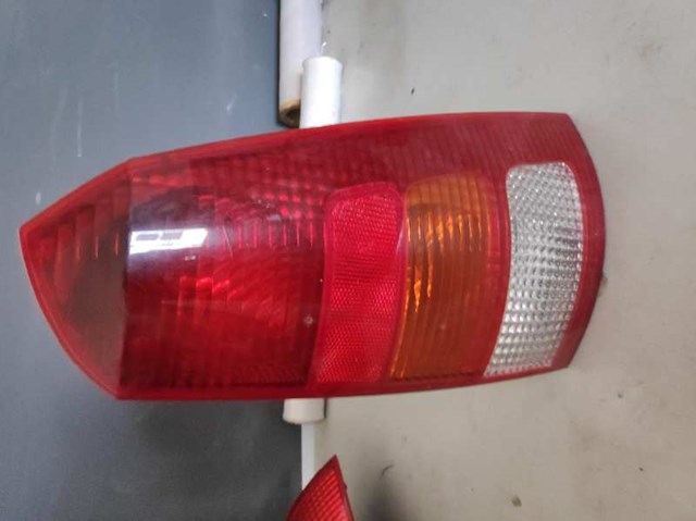 Lampa zespolona tylna lewa 1233323 Ford