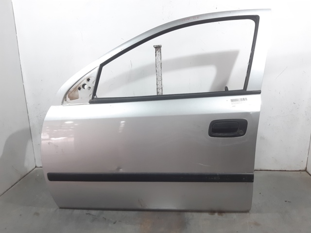 Drzwi przednie lewe 124054 OPEL