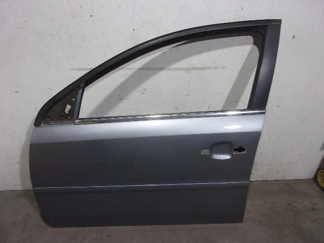 Drzwi przednie lewe 124061 OPEL