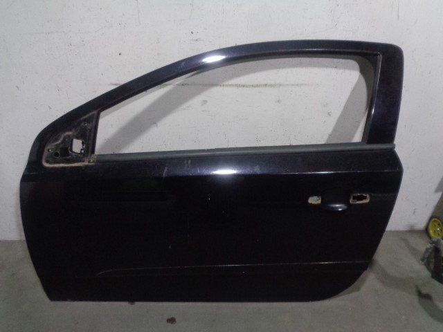 Drzwi przednie lewe 124078 OPEL