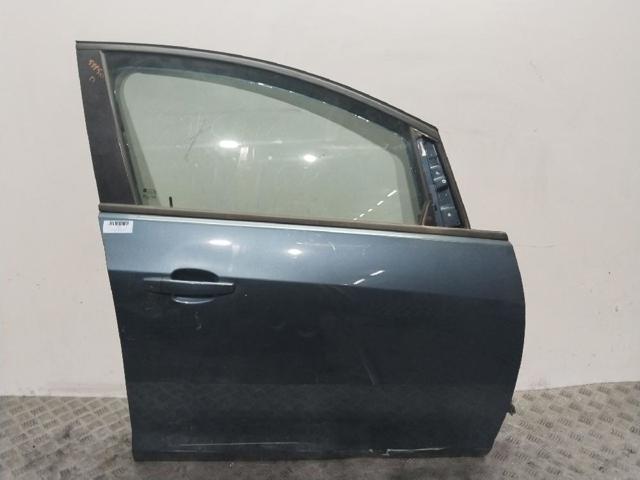 Drzwi przednie prawe 124080 OPEL
