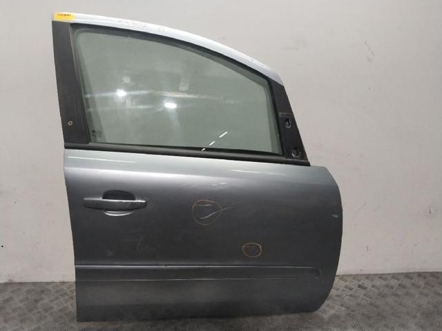 Drzwi przednie prawe 124242 OPEL