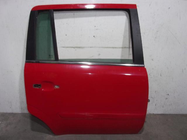 Drzwi tylne prawe 124244 OPEL
