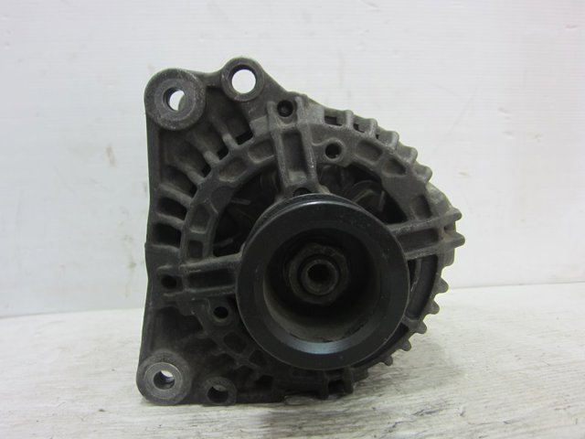 Alternator 124325097 NISSAN