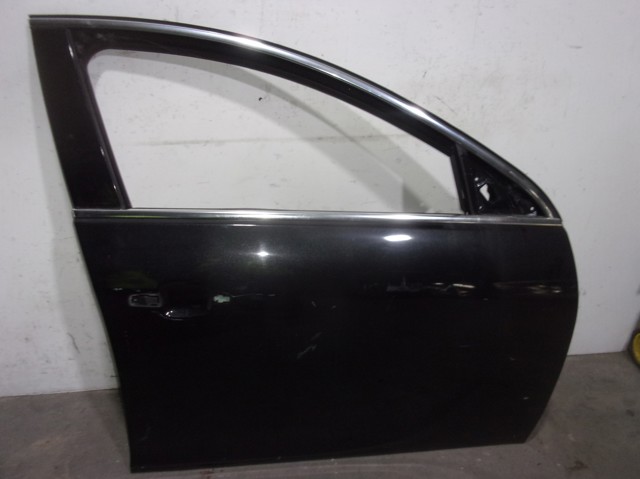 Drzwi przednie prawe 124328 OPEL