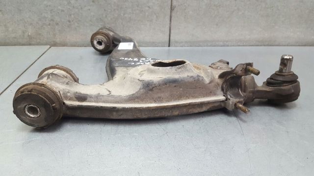 Wahacz zawieszenia przedniego dolny prawy 1243303907 MERCEDES
