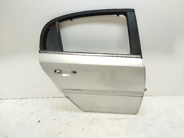 Drzwi tylne prawe 124561 OPEL