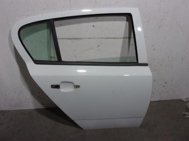 Drzwi tylne prawe 124589 OPEL