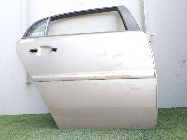 Drzwi tylne prawe 124607 OPEL