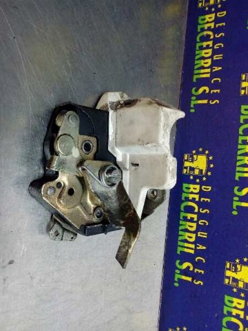 Zamek drzwi tylnych prawych 1247300635 MERCEDES