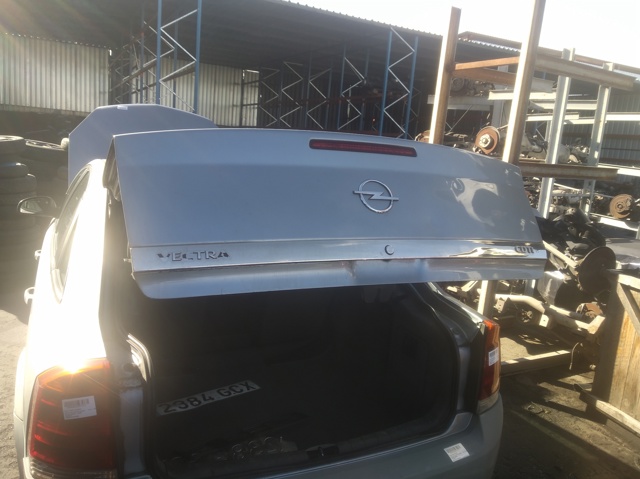 Drzwi tylne (bagażnika 3/5) Opel Vectra