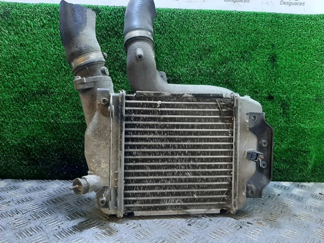 Chłodnica intercoolera 1271002360 MAZDA
