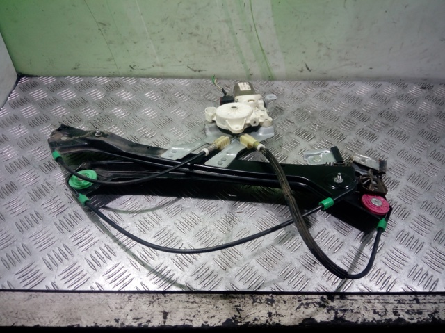Mechanizm podnoszenia szyby drzwi przednich prawych 12755684 GM