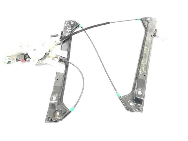 Mechanizm podnoszenia szyby drzwi przednich prawych 12755684 GM