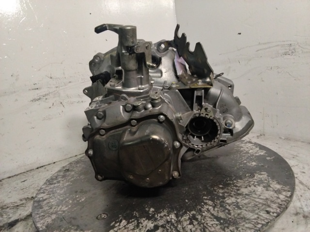 Mechaniczna skrzynia biegów w komplecie do Suzuki Ignis FH