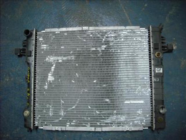 Chłodnica silnika Opel Senator 29