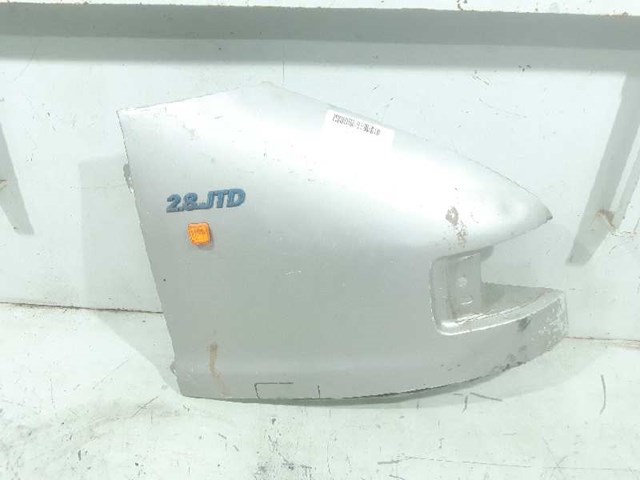 Błotnik przedni prawy 1302269080 FIAT