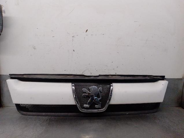 Atrapa chłodnicy 1304703070 PEUGEOT