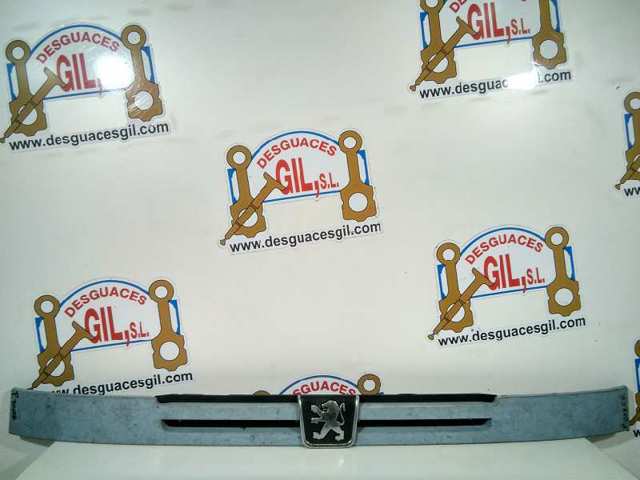 Nakładka dolna reflektorów 1304863080 PEUGEOT