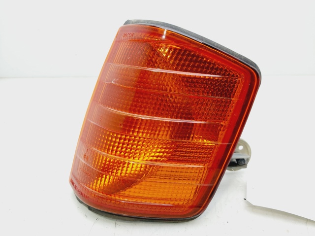 Kierunkowskaz lewy 1305232911 MERCEDES
