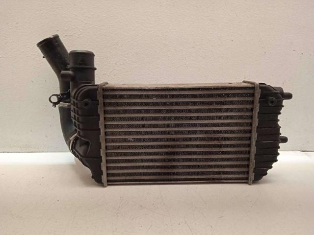 Chłodnica intercoolera 1307012080 PEUGEOT