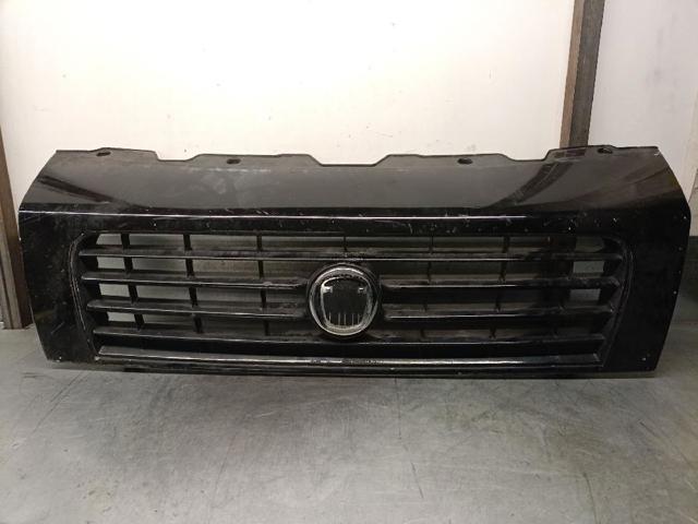 Atrapa chłodnicy 1308067070 FIAT