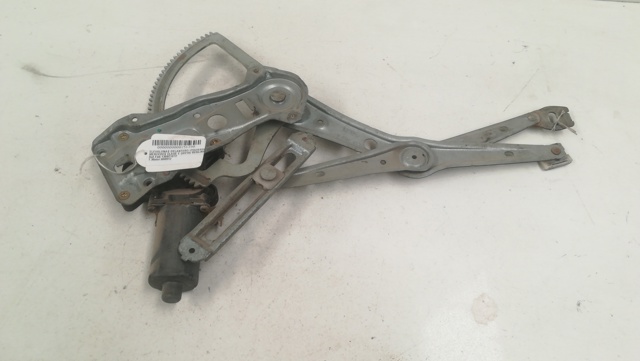 Mechanizm podnoszenia szyby drzwi przednich prawych 130821672 MERCEDES