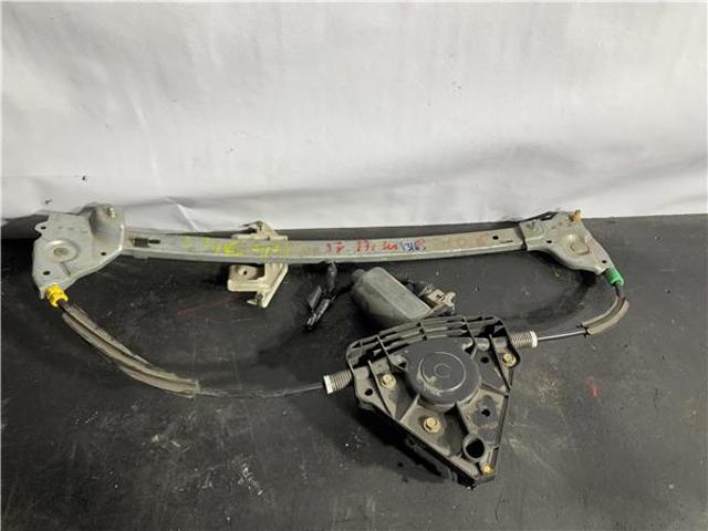 Mechanizm podnoszenia szyby drzwi tylnych prawych 130821778 PEUGEOT