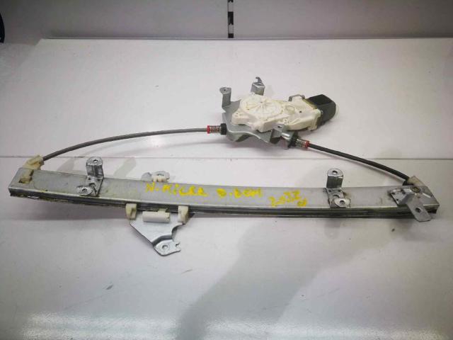 Mechanizm podnoszenia szyby drzwi przednich prawych 130822203 NISSAN