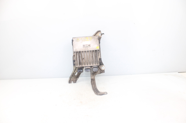 Sterownik wtrysku paliwa 1310001371 TOYOTA