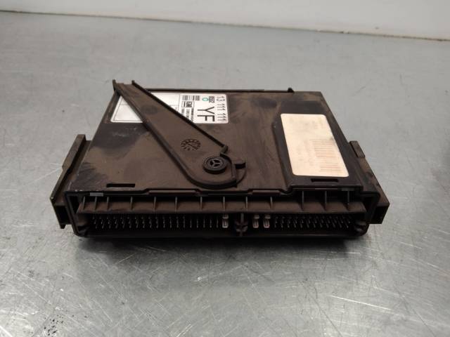 Blok komfortu 13111111 OPEL