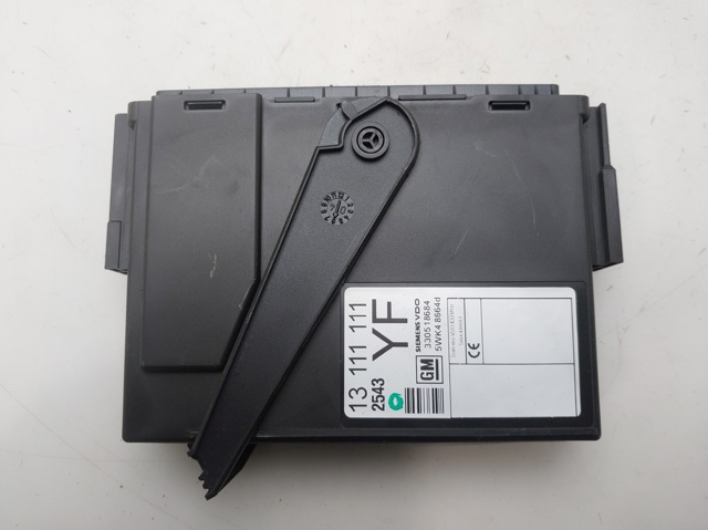 Blok komfortu 13111111 OPEL