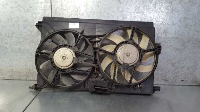 Wentylator elektryczny układu chłodzenia, kompletny (silnik+wirnik) prawy  13114368 GM