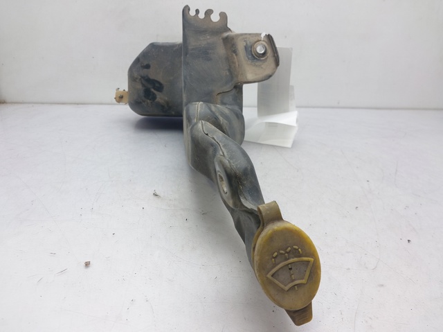 Zbiorniczek spryskiwacza szyb 13118158 OPEL