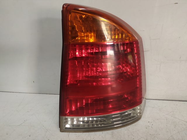Lampa zespolona tylna prawa 13130644 OPEL