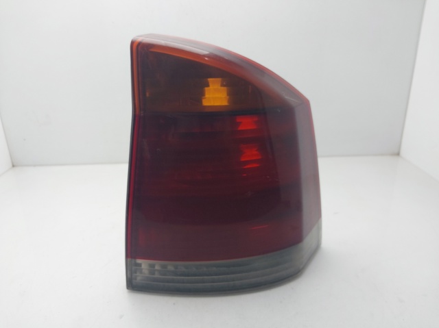 Lampa zespolona tylna prawa 13130644 OPEL