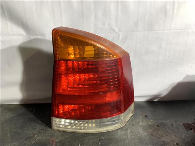 Lampa zespolona tylna prawa 13130644 OPEL