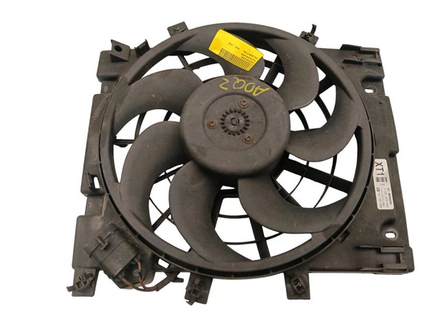Wentylator elektryczny układu chłodzenia kompletny (silnik+wirnik) 13132559 OPEL
