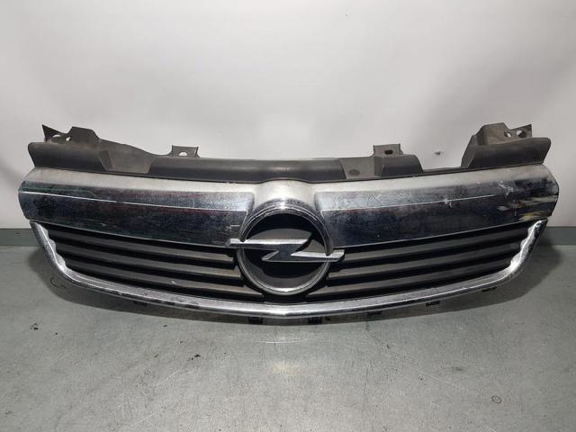 Atrapa chłodnicy 13136136 OPEL
