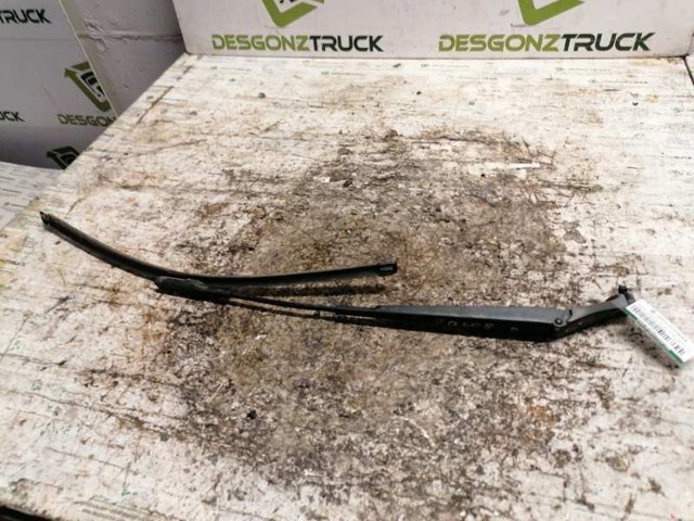 Ramię wycieraczki szyby przedniej 13145564 OPEL