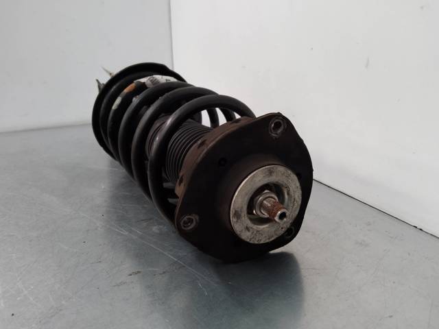 Amortyzator przedni 131500290952 VAG