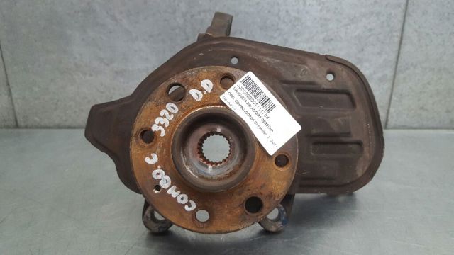 Czop (zwrotnica) przedni prawy 13154318 OPEL