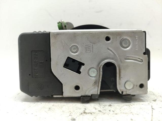 Zamek drzwi przednich prawych 13154792 OPEL