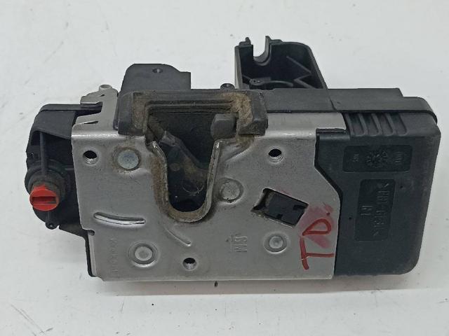 Zamek drzwi tylnych prawych 13154794 OPEL